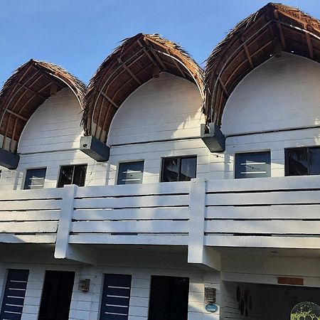 Point F Siargao Apartment Catangnan Ngoại thất bức ảnh