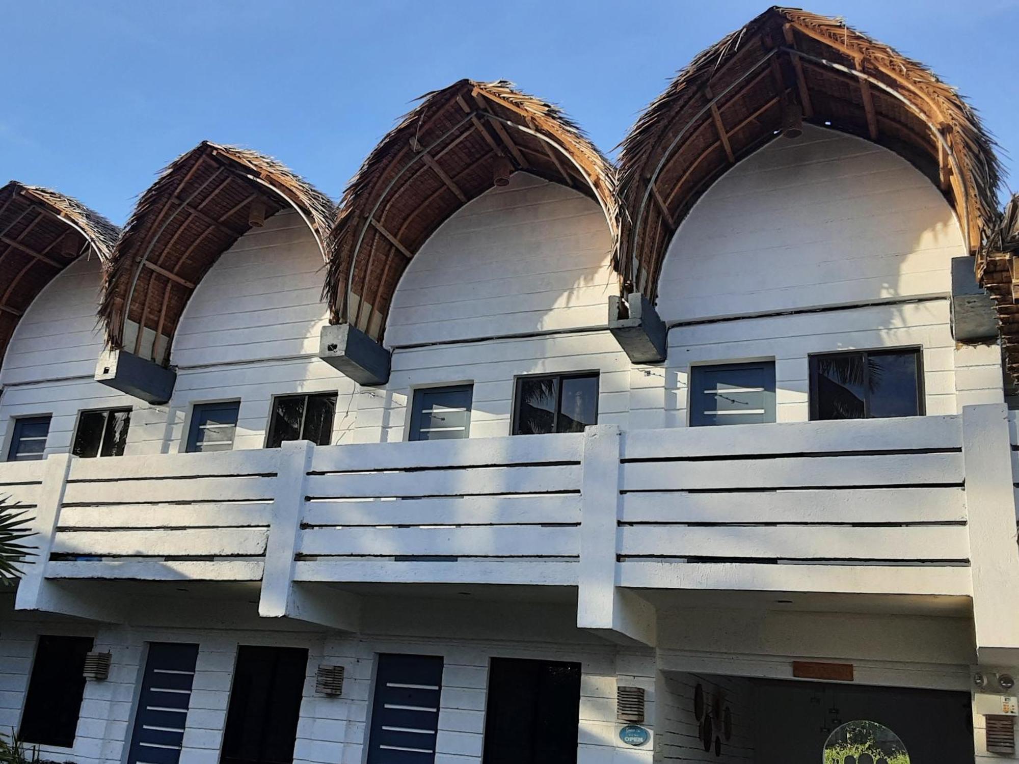 Point F Siargao Apartment Catangnan Ngoại thất bức ảnh