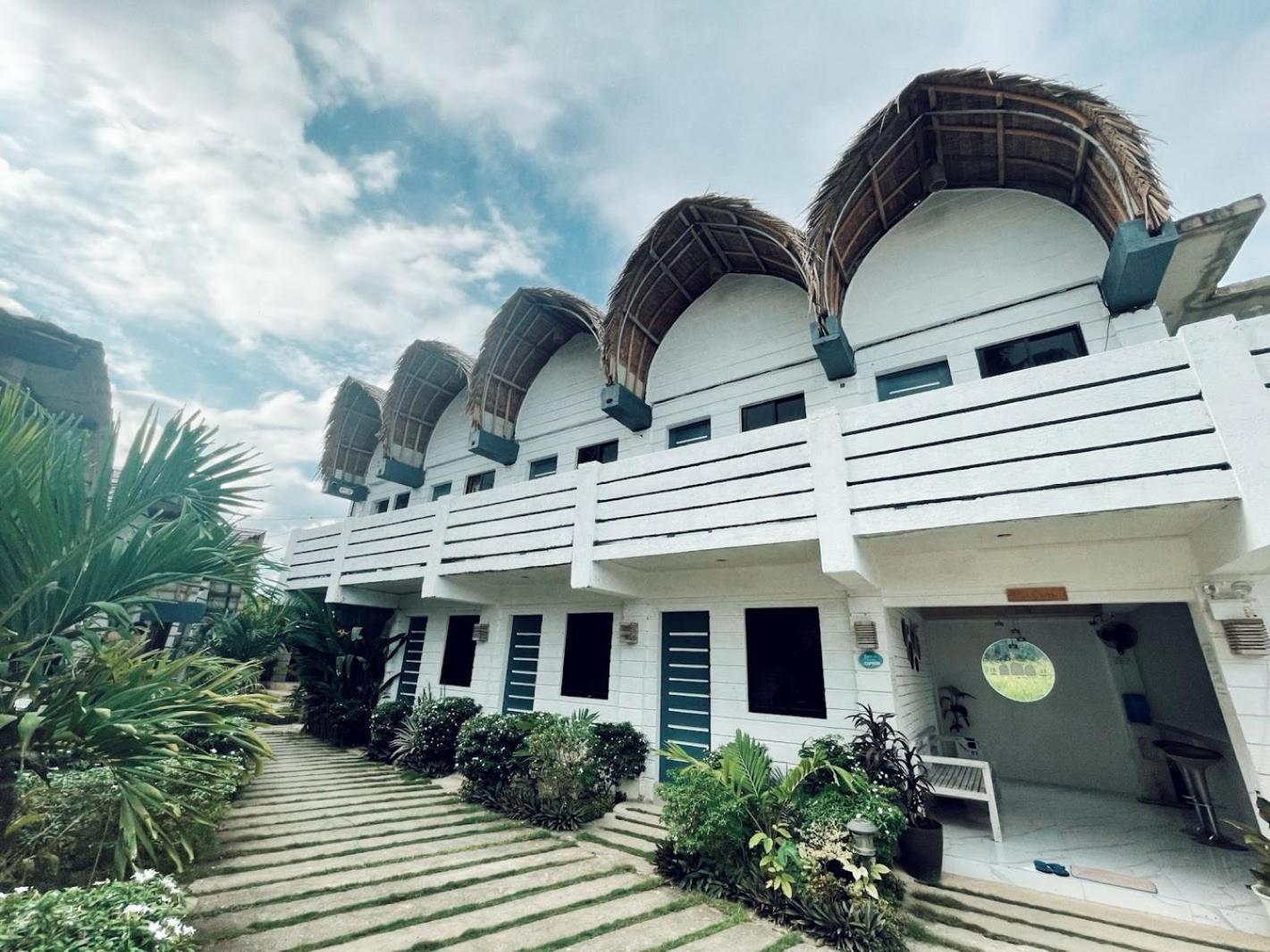 Point F Siargao Apartment Catangnan Ngoại thất bức ảnh